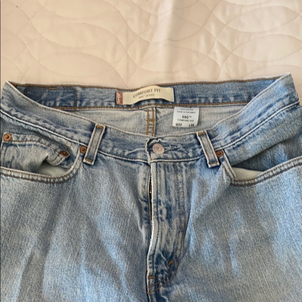 Levis boyfriend jeans, can fit a size 29-30